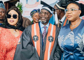 Afolabi urges improved salary for doctors to stem migration abroad